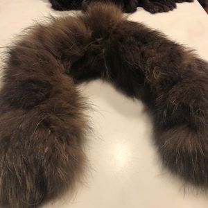 Real fox fur collar